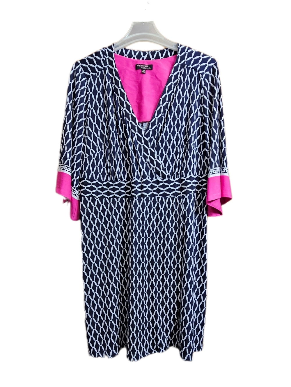 Signature by Robbie Bee womens plus size 2X 2XL faux wrap dress white black pink